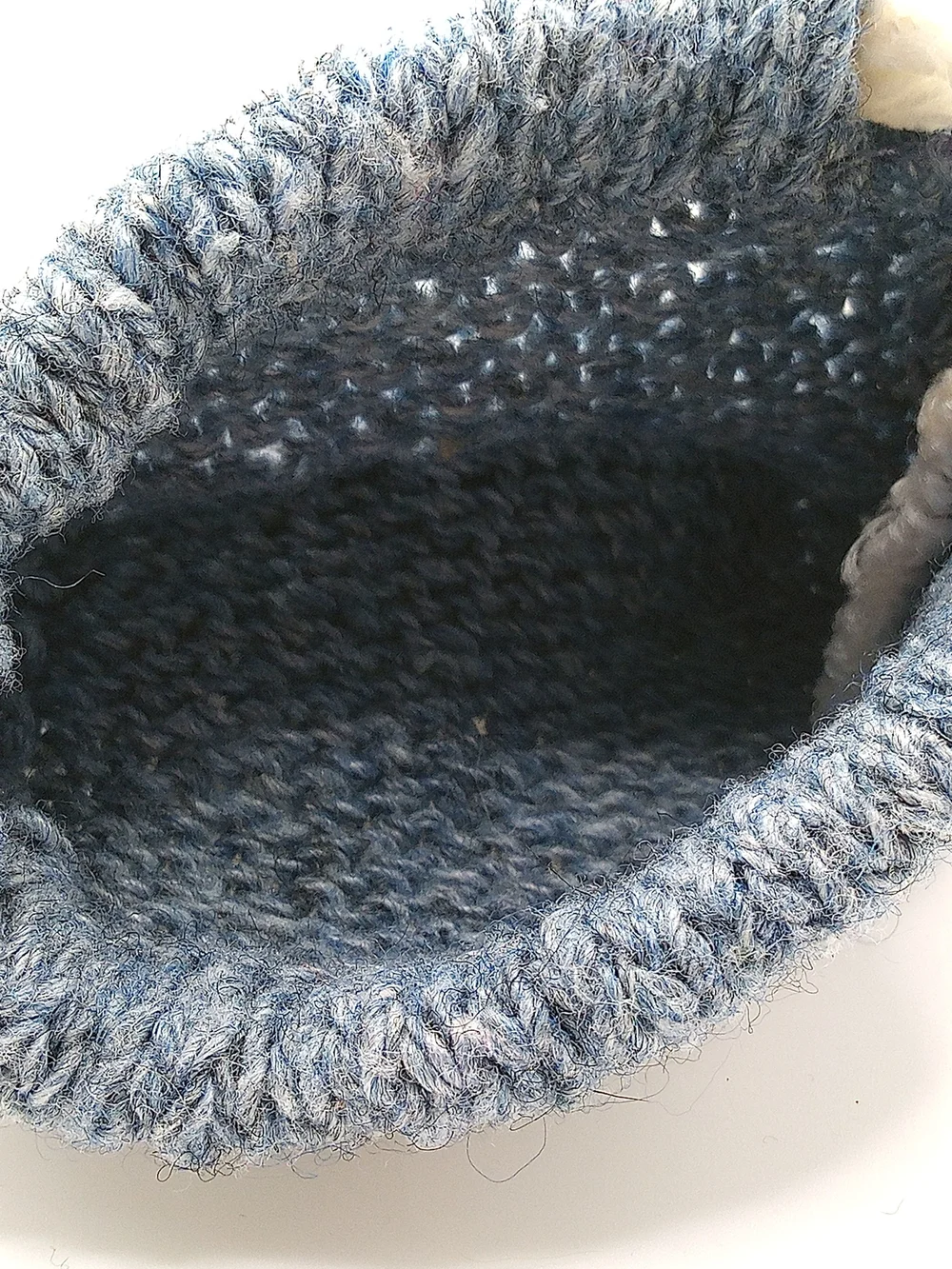 Handmade Blue Knit Jewelry Travel Pouch – Women’s OS